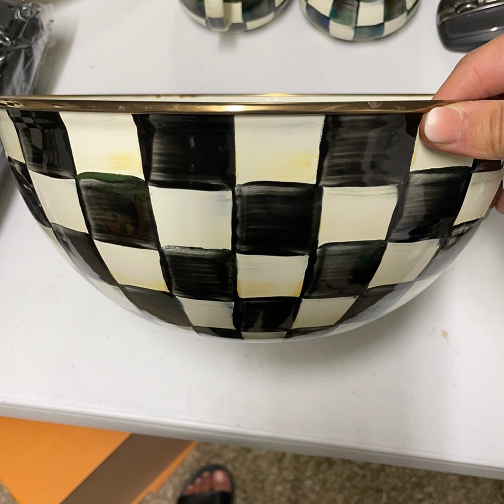 Mackenzie-Child’s Courtly Check Everyday Bowl -Lg